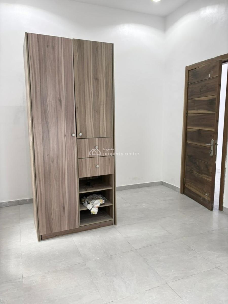 Luxury Blocks of Flat, Olorunfunmi Street Olusosun Oregun, Ojota, Lagos, Flat / Apartment for Rent