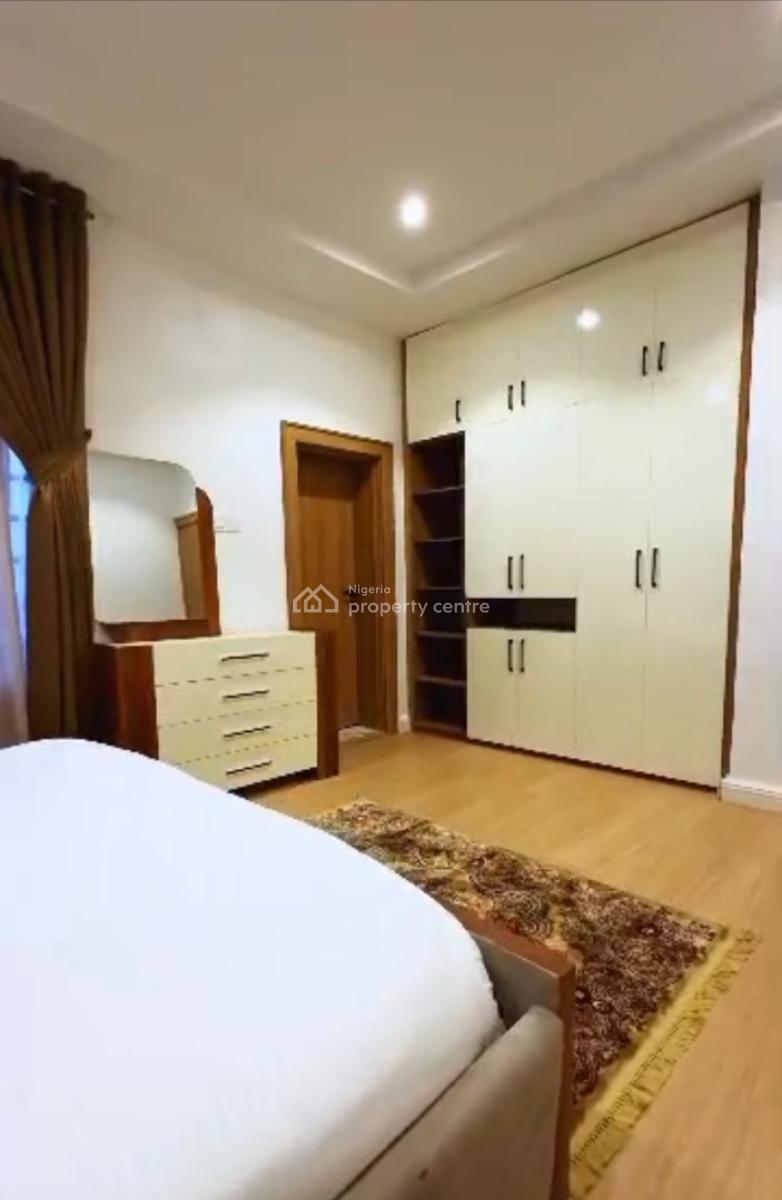 Luxury Furnished 2bedroom En-suite Flat, Jahi Gilmor, Jahi, Abuja, Block of Flats for Sale