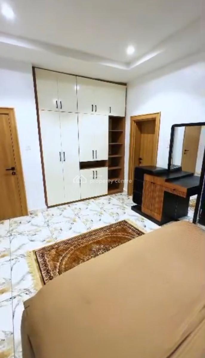 Luxury Furnished 2bedroom En-suite Flat, Jahi Gilmor, Jahi, Abuja, Block of Flats for Sale