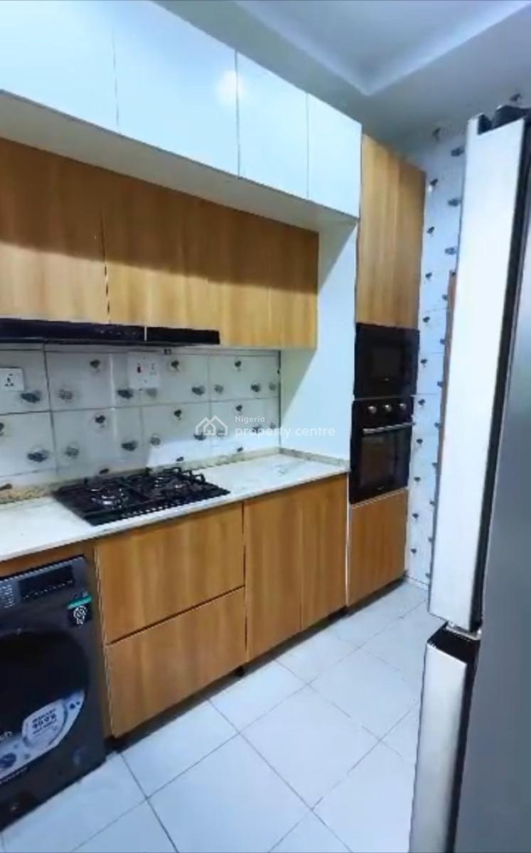 Luxury Furnished 2bedroom En-suite Flat, Jahi Gilmor, Jahi, Abuja, Block of Flats for Sale