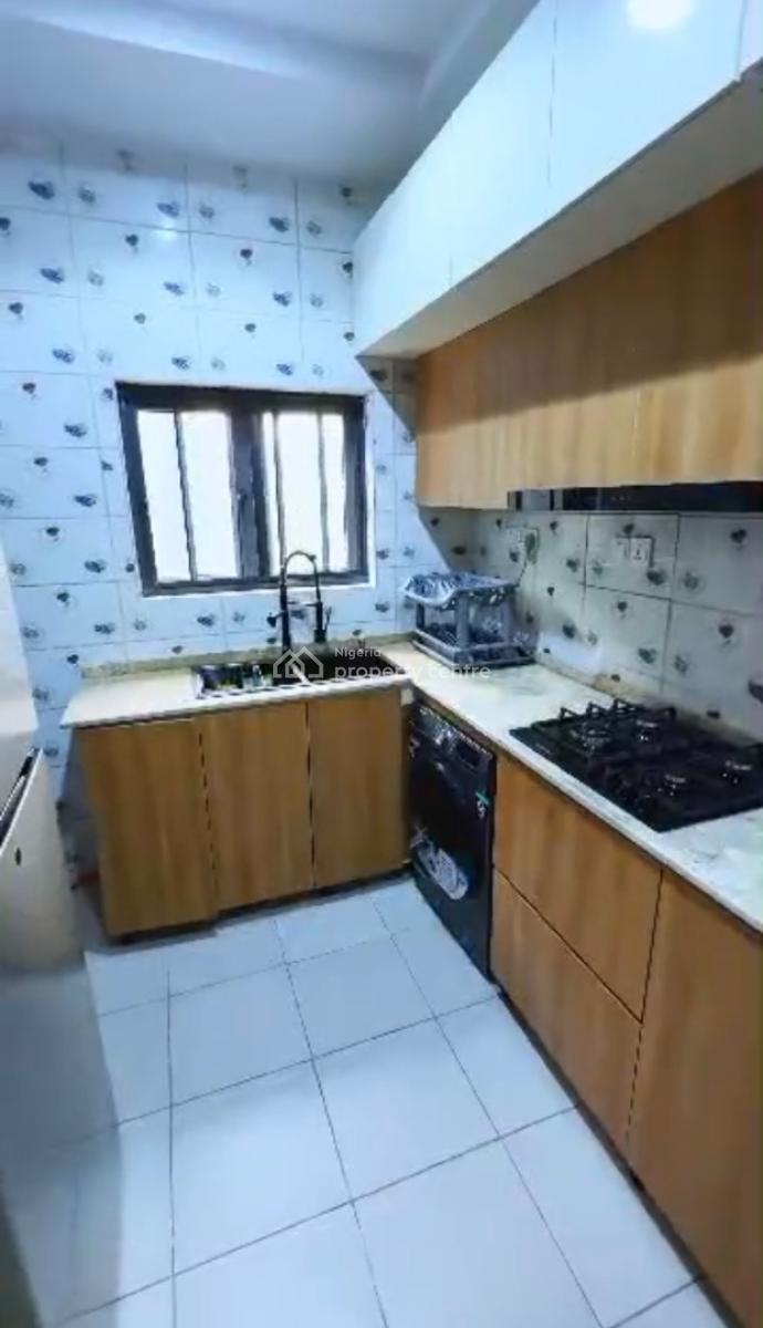 Luxury Furnished 2bedroom En-suite Flat, Jahi Gilmor, Jahi, Abuja, Block of Flats for Sale