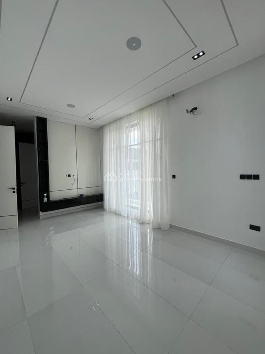 5bedroom Detached Duplex with Cinema,pool, Pentfloor, Ikota, Lekki, Lagos, Detached Duplex for Sale