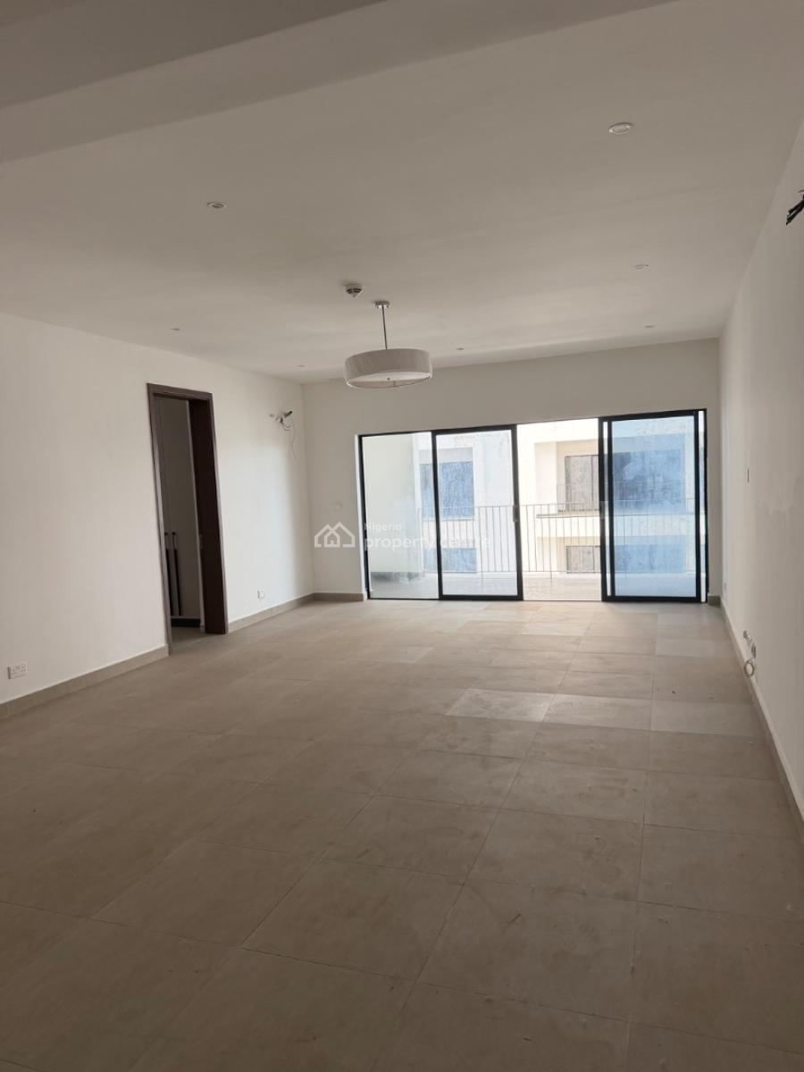 Luxury 3 Bedrooms Flat with Excellent Facilities, Freedom Way, Lekki Phase 1, Lekki, Lagos, Flat / Apartment for Rent