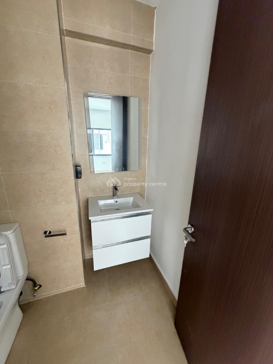 Luxury 3 Bedrooms Flat with Excellent Facilities, Freedom Way, Lekki Phase 1, Lekki, Lagos, Flat / Apartment for Rent