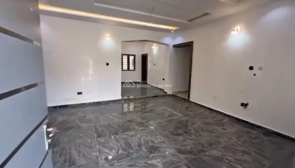 Luxurious Spacious 3 Bedroom En-suite Bungalow + 2 Units Bq, Tarred Road, Gwarimpa Ext, Gwarinpa, Abuja, Detached Bungalow for Sale