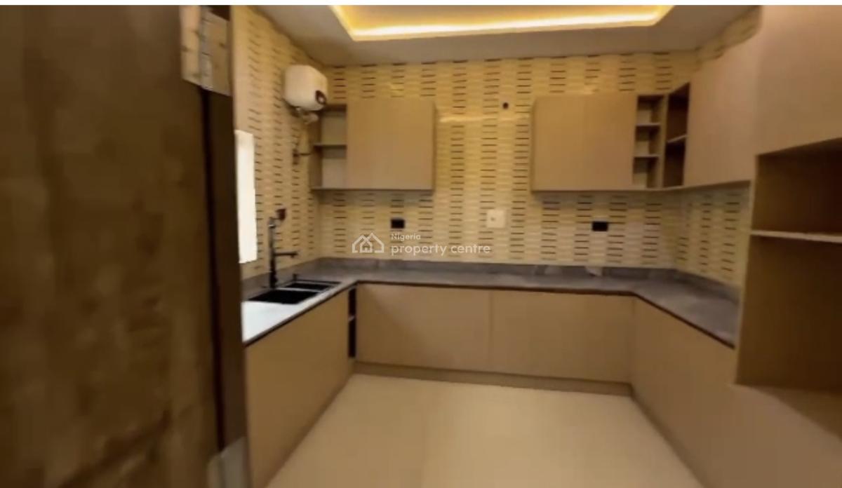 Luxurious Spacious 3 Bedroom En-suite Bungalow + 2 Units Bq, Tarred Road, Gwarimpa Ext, Gwarinpa, Abuja, Detached Bungalow for Sale