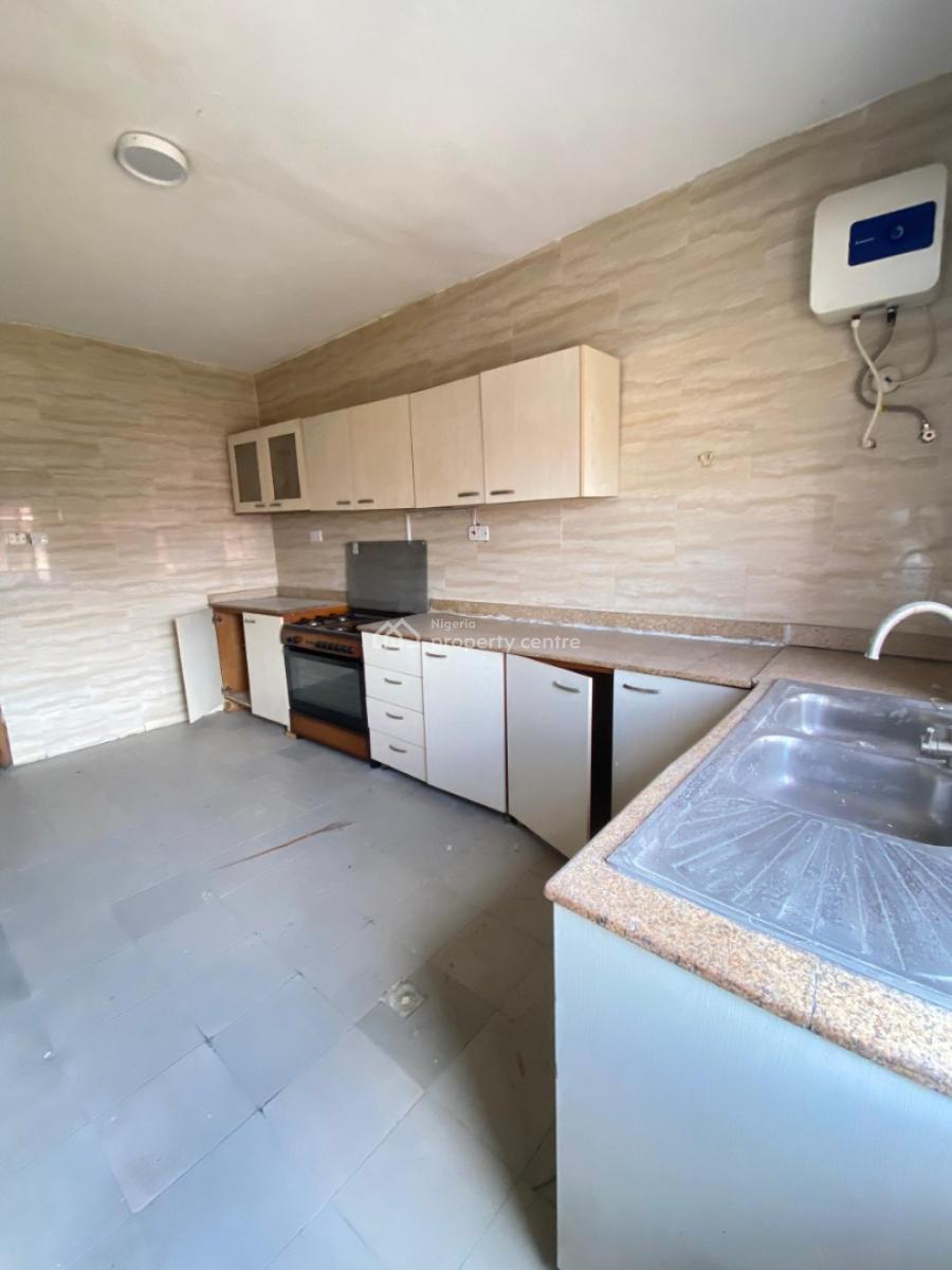 Modern 3bedroom Spacious Apartment with Bq, Lekki Phase 1, Lekki, Lagos, House for Rent