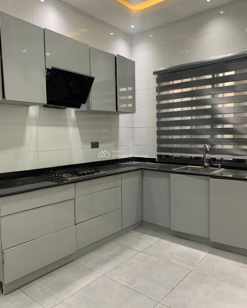 Spacious 2 Bedroom Apartment, Ilasan Lekki Lagos Nigeria, Ilasan, Lekki, Lagos, Flat / Apartment for Rent