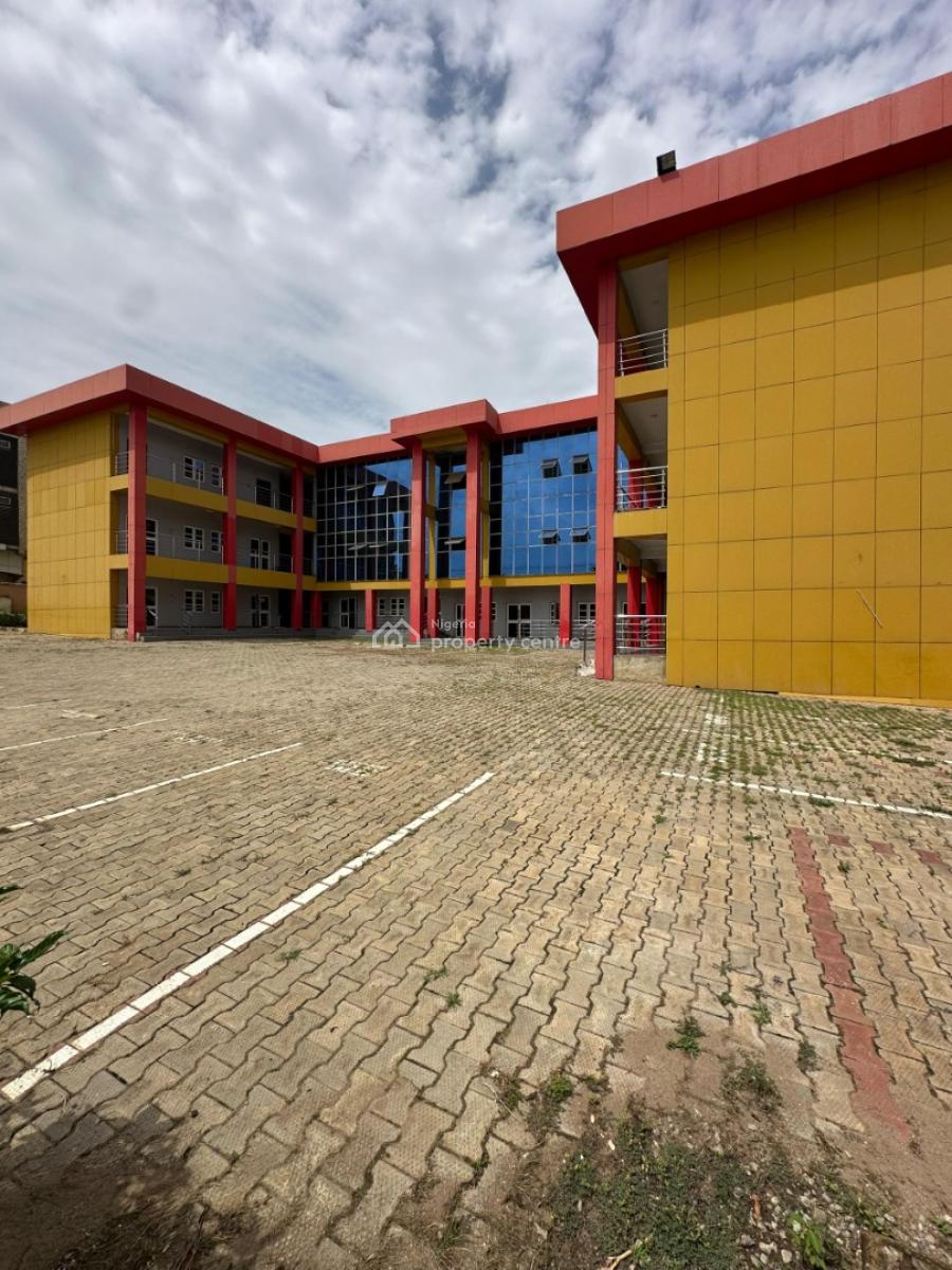 Office Complex, Wuse Zone Abuja, Wuse, Abuja, Plaza / Complex / Mall for Sale