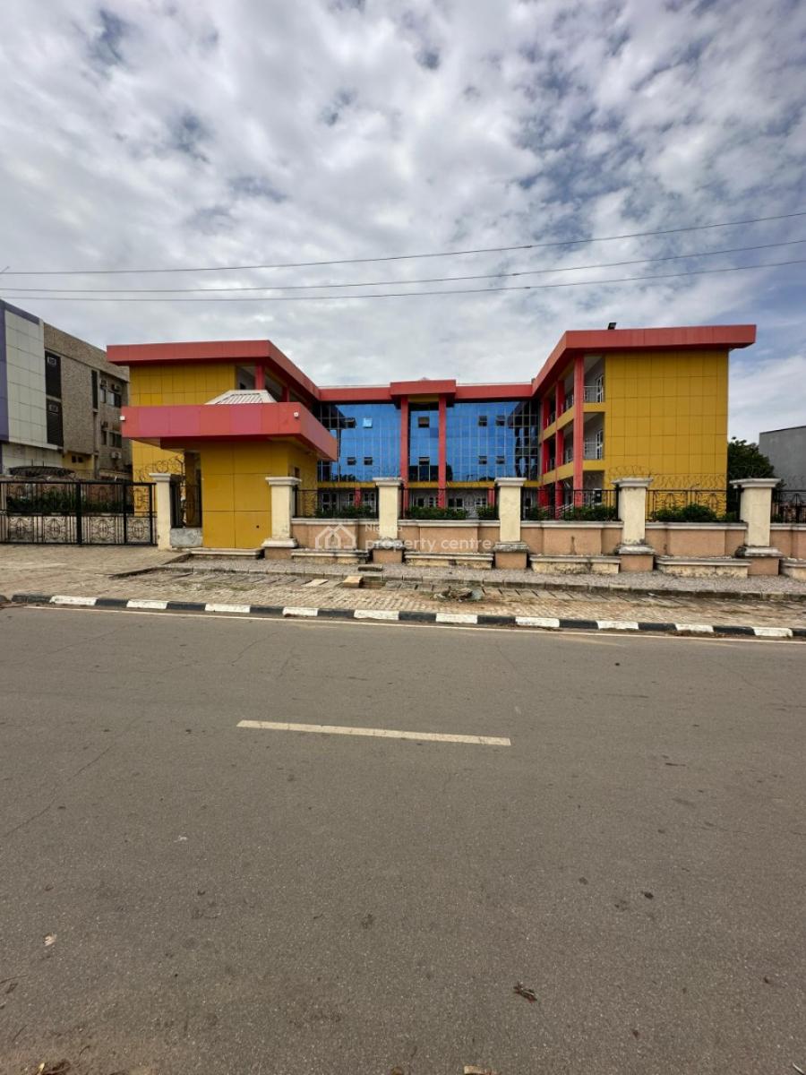 Office Complex, Wuse Zone Abuja, Wuse, Abuja, Plaza / Complex / Mall for Sale