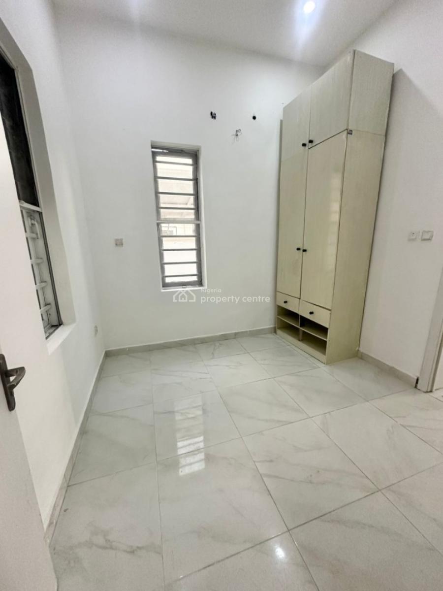 Room Shared Apartment, Canal West Osapa London, Osapa, Lekki, Lagos, Flat / Apartment for Rent