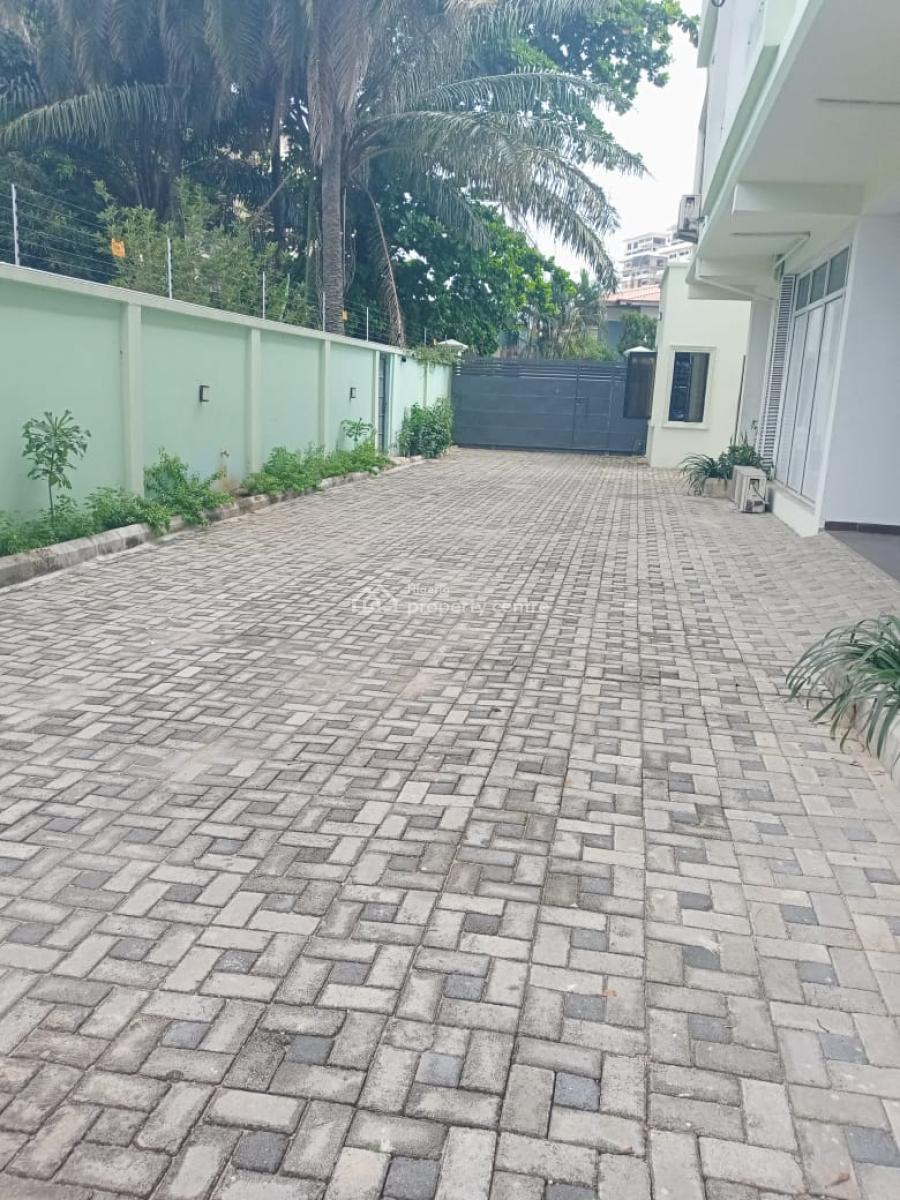 4 Bedroom Terrace Duplex with Bq, Laundry, Personal Backyard/gr, Off Milverton Road ., Old Ikoyi, Ikoyi, Lagos, Terraced Duplex for Sale