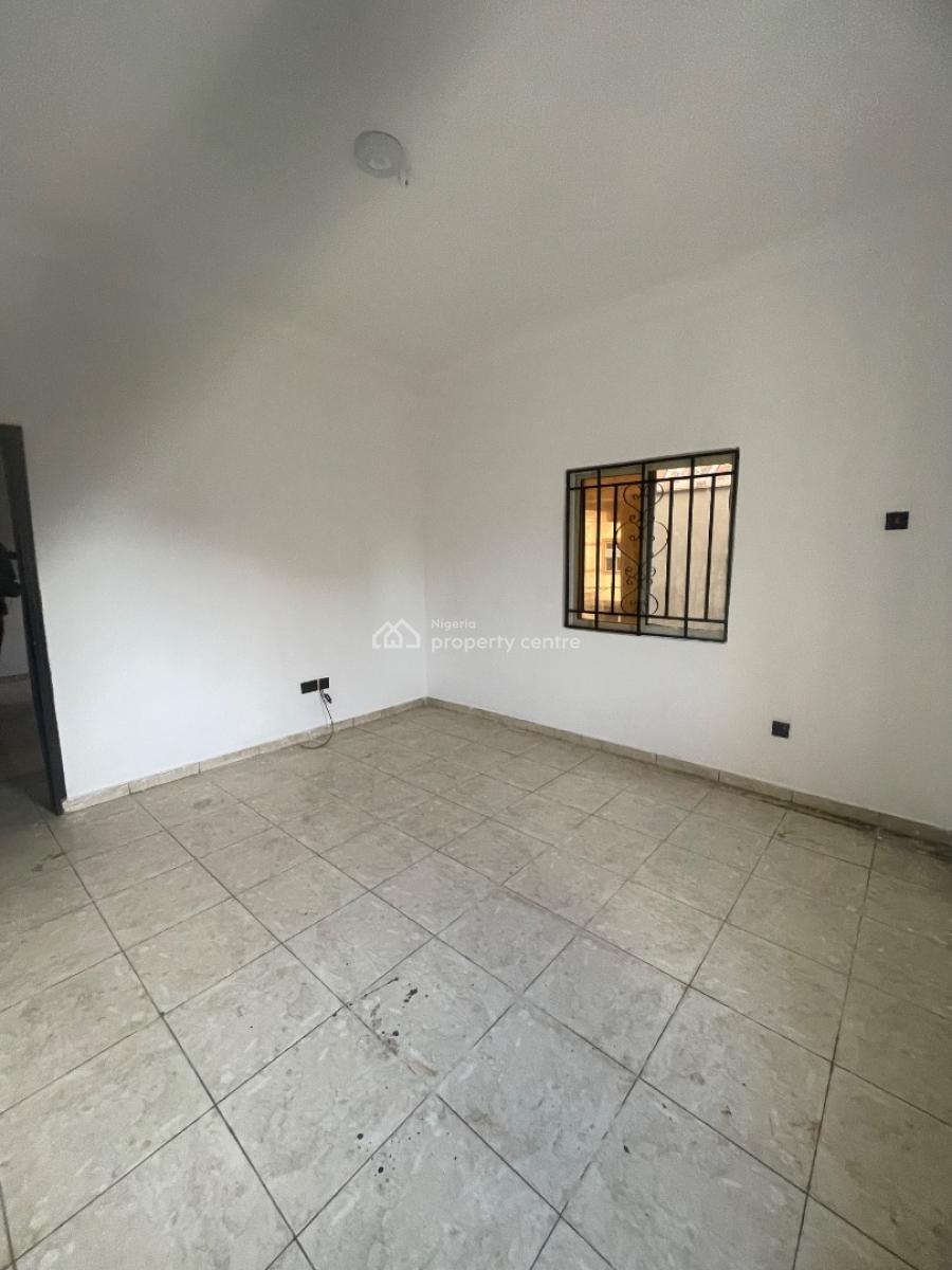 Premium 2 Bed Upstairs Not Far From Estate Gate, Badore, Badore, Ajah, Lagos, House for Rent