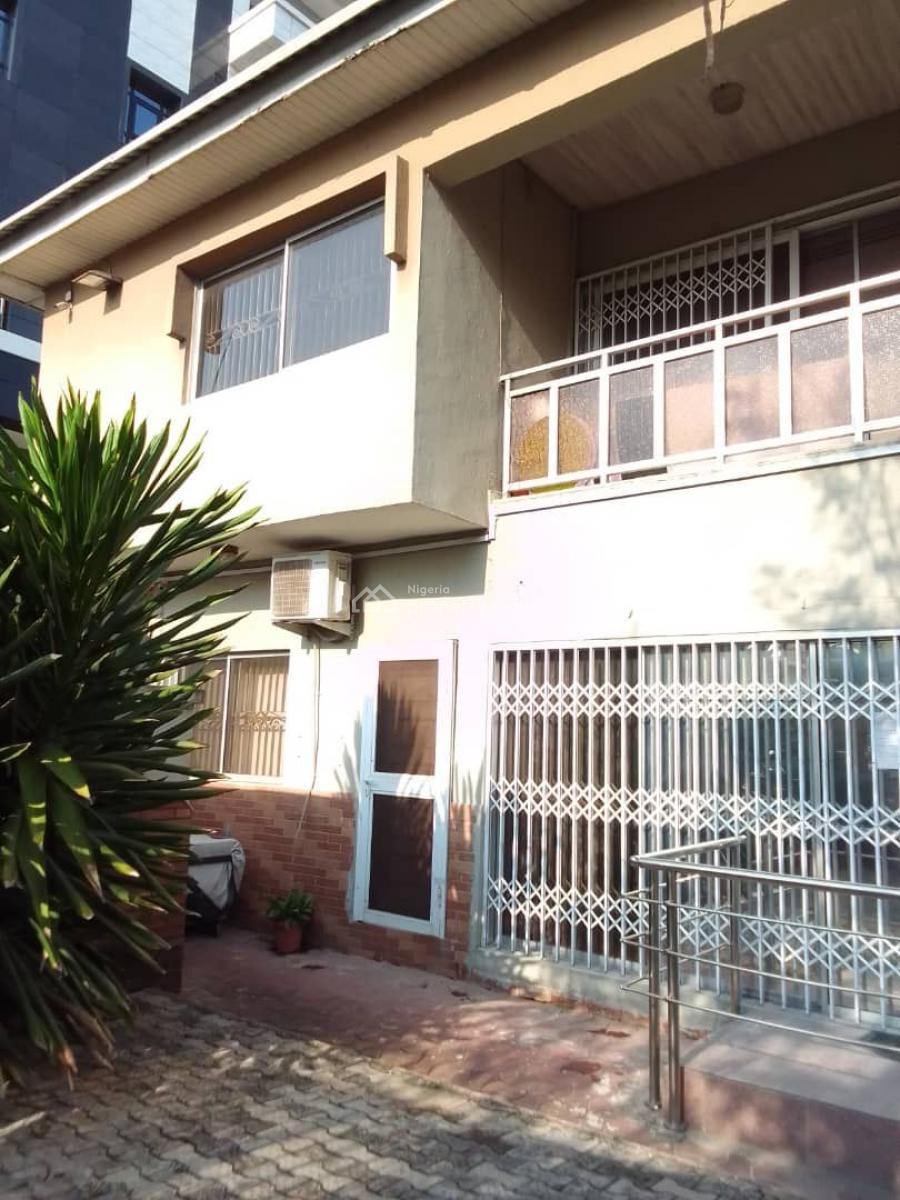 5 Beds Semi-detached House with a Room Bq, Victoria Island (vi), Lagos, Semi-detached Duplex for Sale