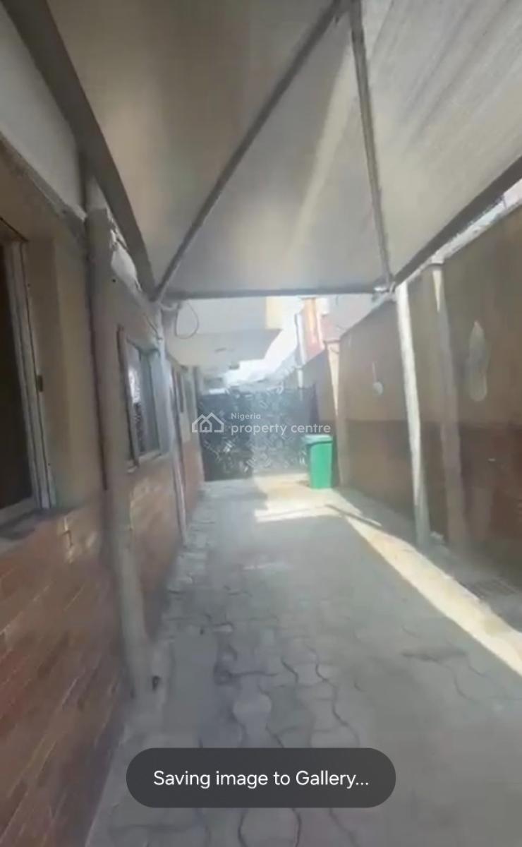 5 Beds Semi-detached House with a Room Bq, Victoria Island (vi), Lagos, Semi-detached Duplex for Sale