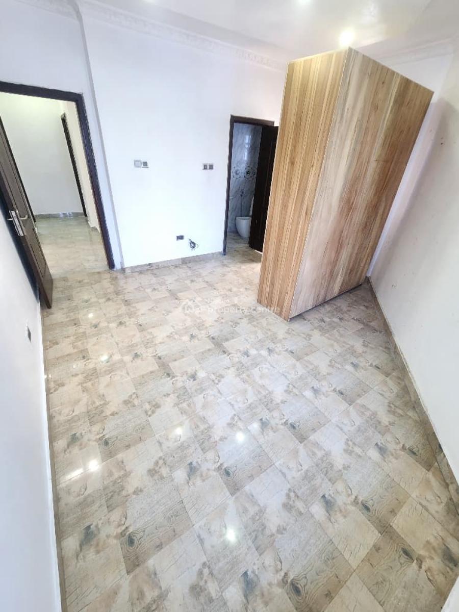 Newly Renovated 3bedroom Ensuite Service Apartment, Ikate, Lekki, Lagos, Flat / Apartment for Rent
