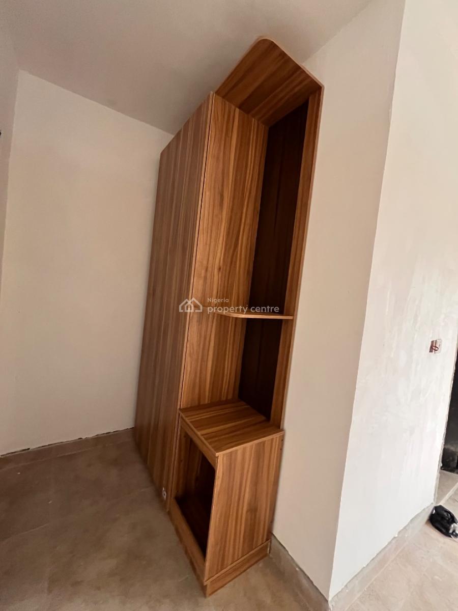 Luxury 4bed with Bq , Constant Light in a Secured Est, Abraham Adesanya, Ajah, Lagos, Terraced Duplex for Sale