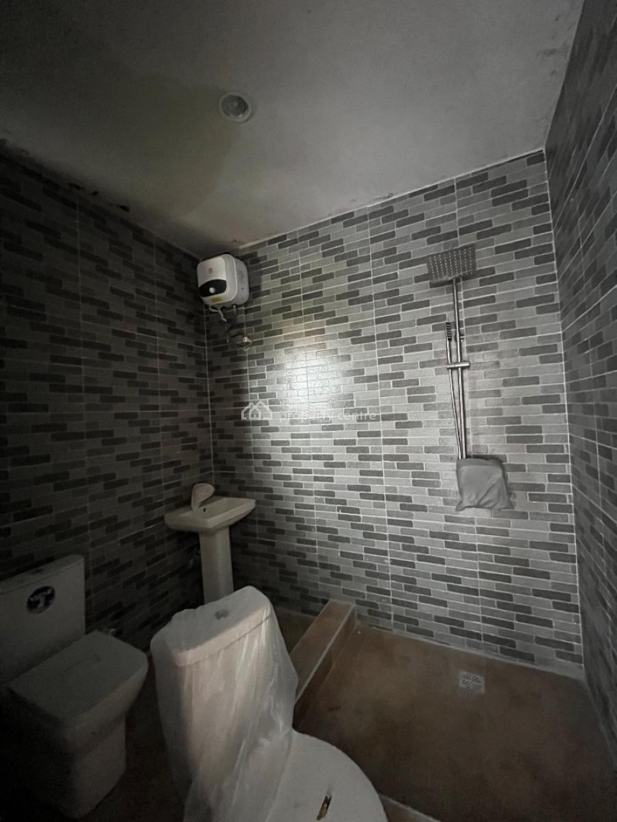 Luxury 4bed with Bq , Constant Light in a Secured Est, Abraham Adesanya, Ajah, Lagos, Terraced Duplex for Sale