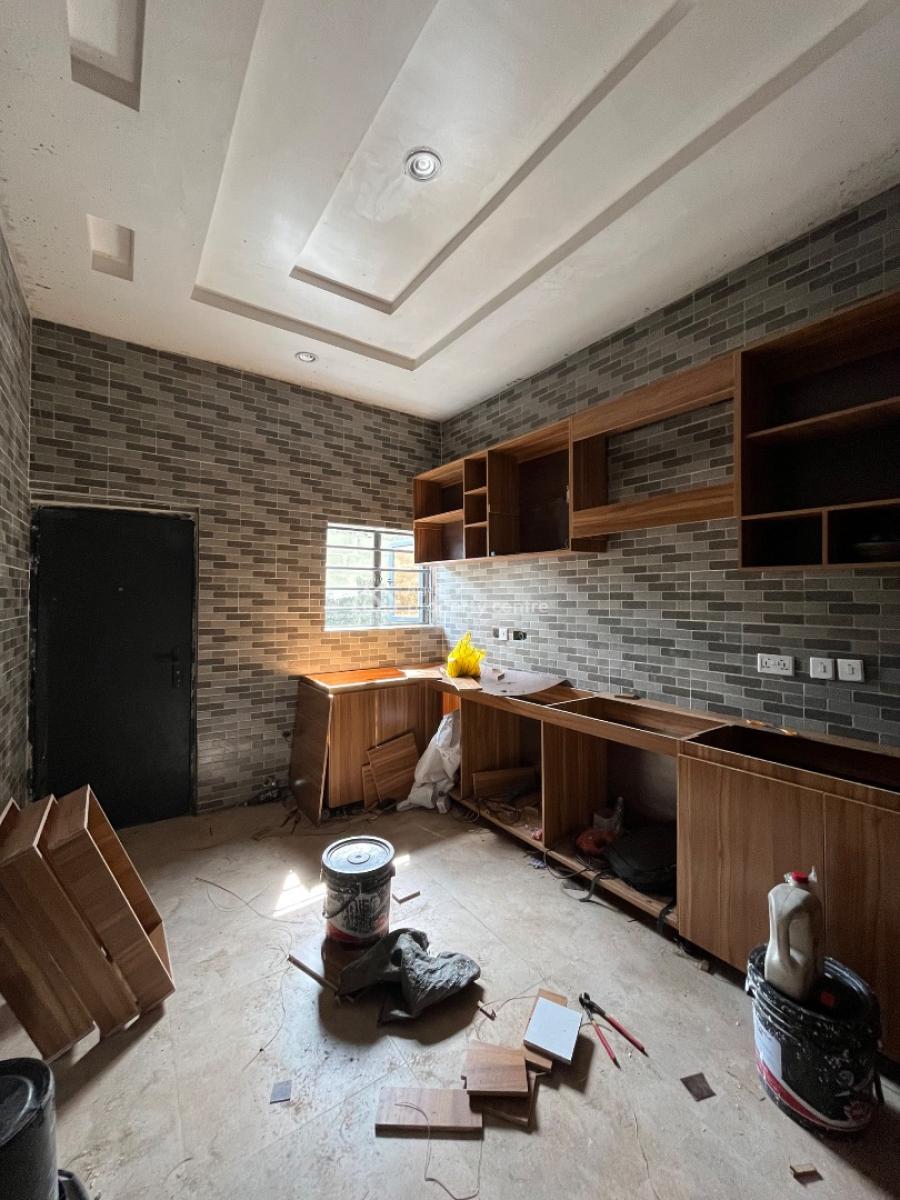 Luxury 4bed with Bq , Constant Light in a Secured Est, Abraham Adesanya, Ajah, Lagos, Terraced Duplex for Sale