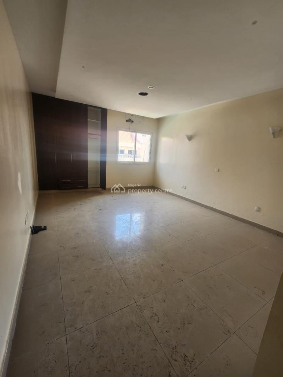 Well Maintained 3 Bedrooms Apartments with a Bq, Ikoyi, Lagos, Flat / Apartment for Rent