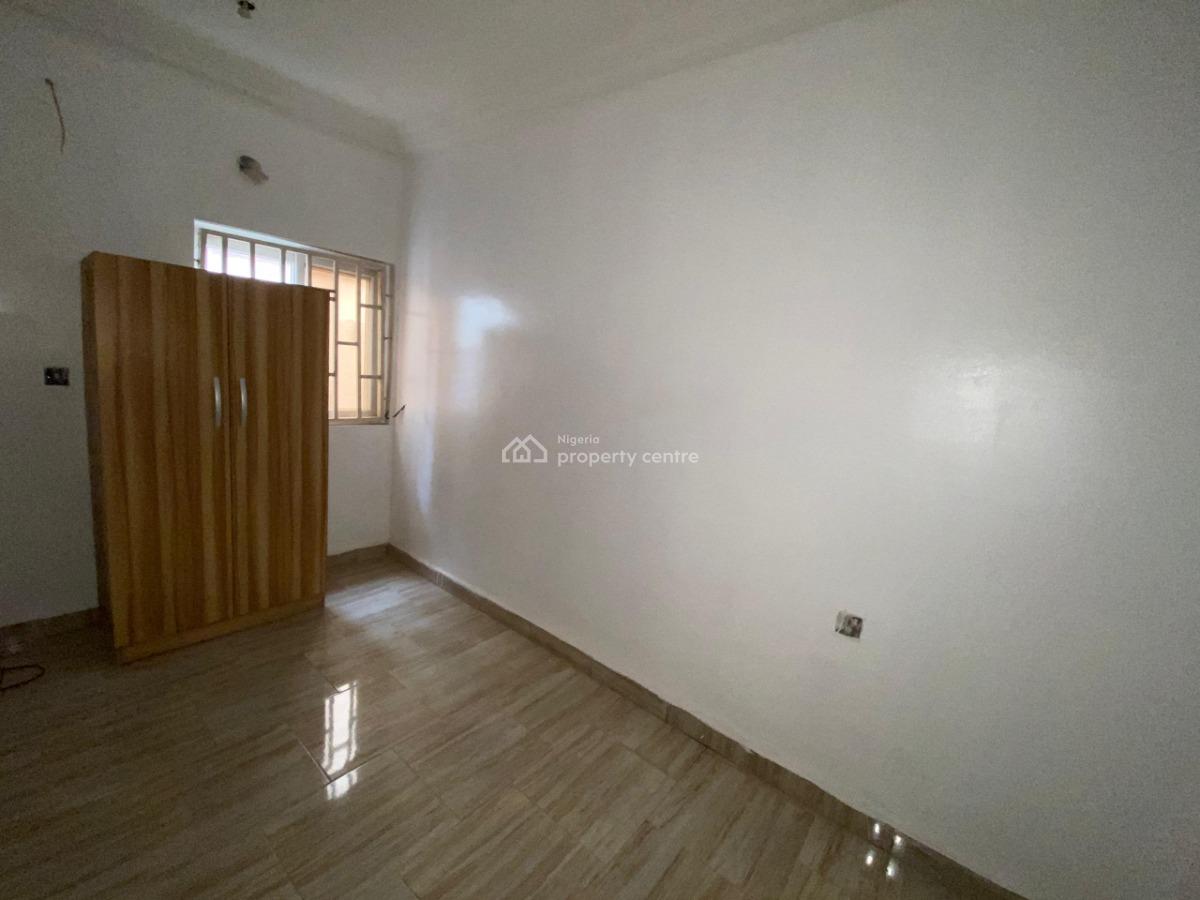 2 Bedroom Bq Apartment, Gwarinpa, Abuja, Flat / Apartment for Rent