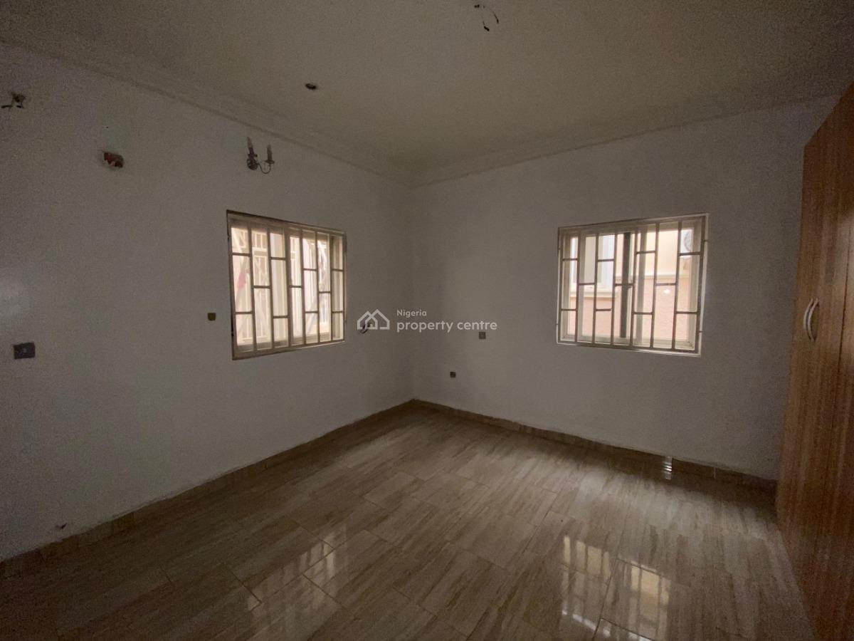 2 Bedroom Bq Apartment, Gwarinpa, Abuja, Flat / Apartment for Rent