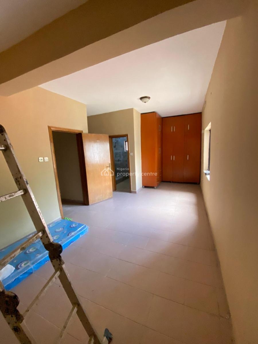 Modern 3 Bedroom Spacious Apartment with Bq Available, Lekki Phase 1, Lekki, Lagos, Flat / Apartment for Rent