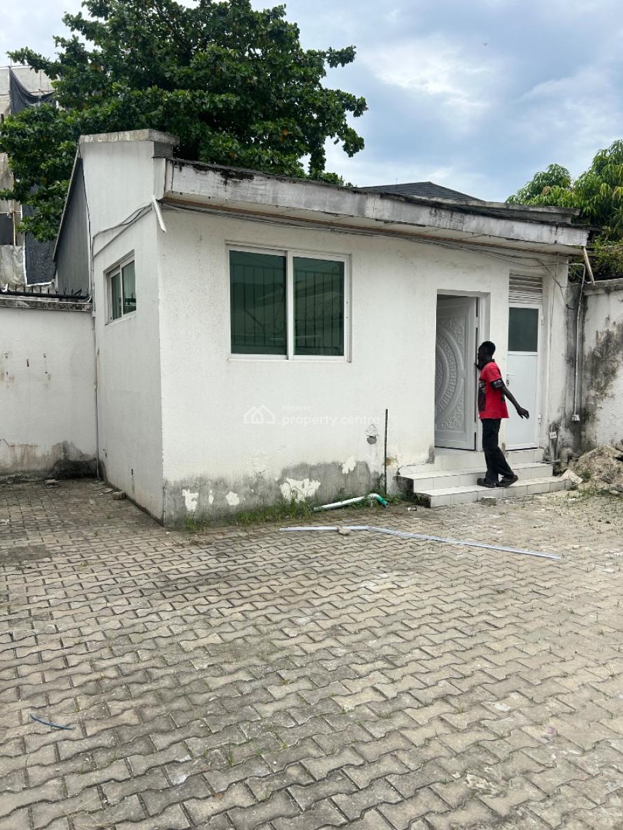 26.5sqm Shop with Display Window + 14.5sqm Studio Space at The Back 41, Lekki Phase 1, Lekki, Lagos, Shop for Rent