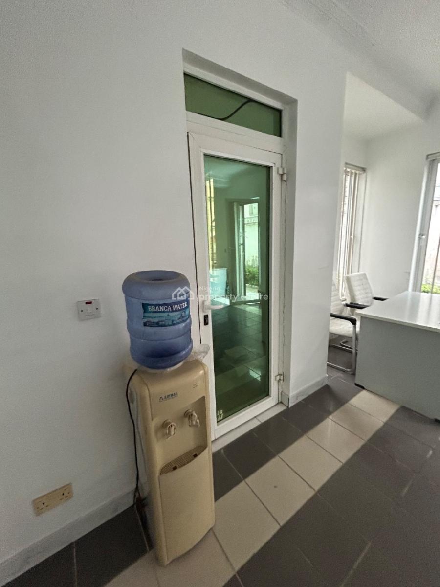 30sqm Office Or Shop Space, Lekki Phase 1, Lekki, Lagos, Office Space for Rent