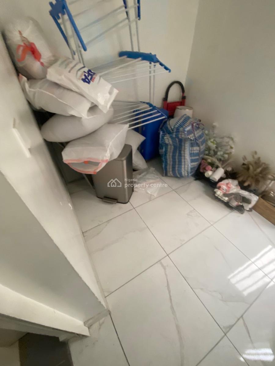 30sqm Office Or Shop Space, Lekki Phase 1, Lekki, Lagos, Office Space for Rent