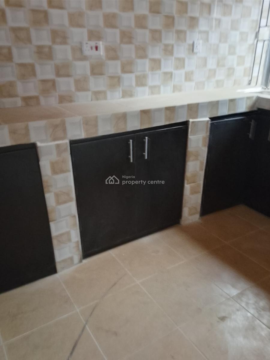 Luxury Two Bedroom, Agunfoye Estate, Igbogbo, Ikorodu, Lagos, Flat / Apartment for Rent
