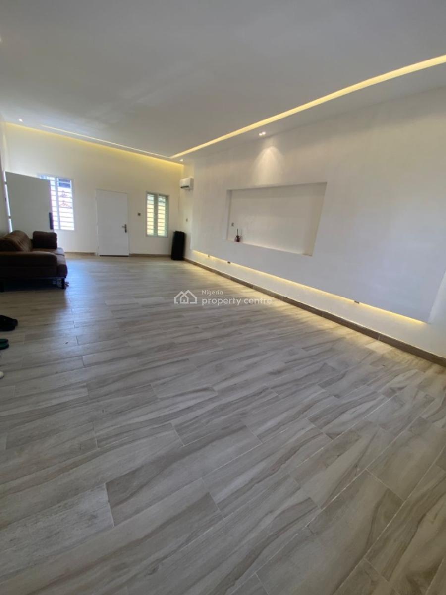 Spacious 3 Bedroom Apartment with Bq, Bourdilon, Old Ikoyi, Ikoyi, Lagos, Flat / Apartment for Sale