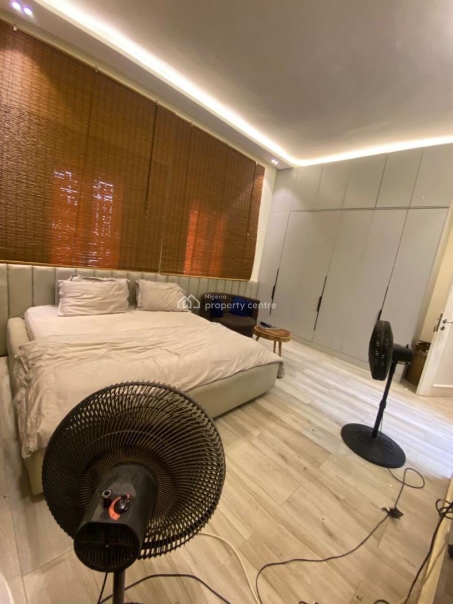 Spacious 3 Bedroom Apartment with Bq, Bourdilon, Old Ikoyi, Ikoyi, Lagos, Flat / Apartment for Sale
