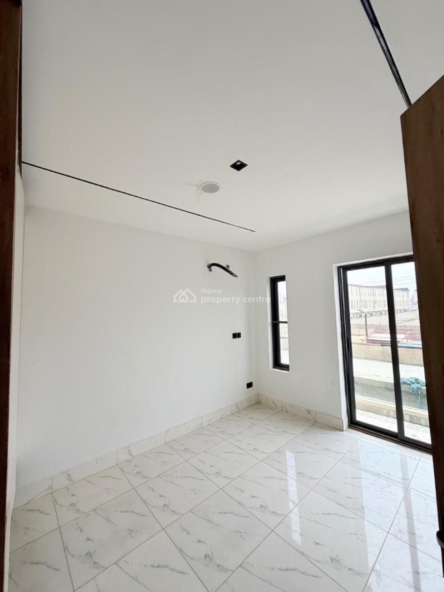 Newly Built 2bedrooms Flat, Off Freedom Way, Lekki Phase 1, Lekki, Lagos, Flat / Apartment for Sale