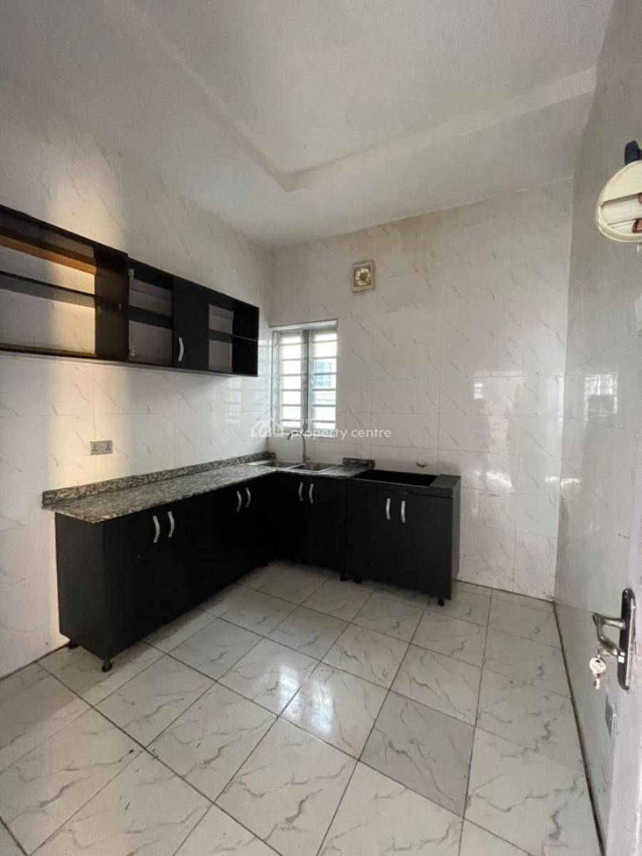 2 Bedroom Apartment, 2nd Toll Gate, Lekki, Lagos, Flat / Apartment for Rent