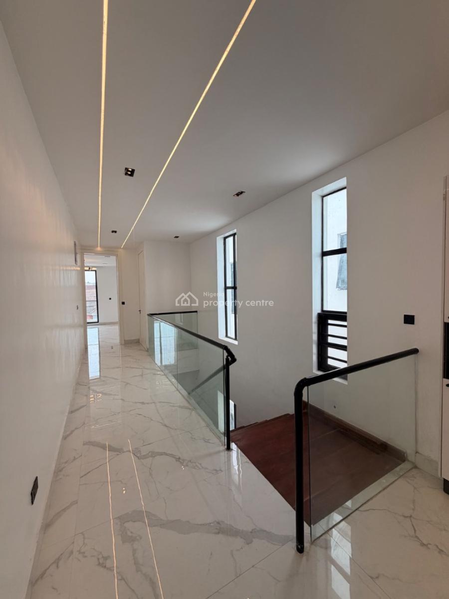 5bedrooms Fully Detached with Bq, Lekki Phase1, Lekki Phase 1, Lekki, Lagos, Detached Duplex for Sale