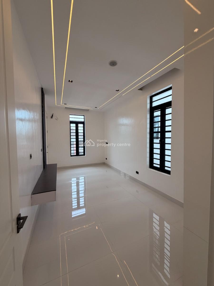 5bedrooms Fully Detached with Bq, Lekki Phase1, Lekki Phase 1, Lekki, Lagos, Detached Duplex for Sale