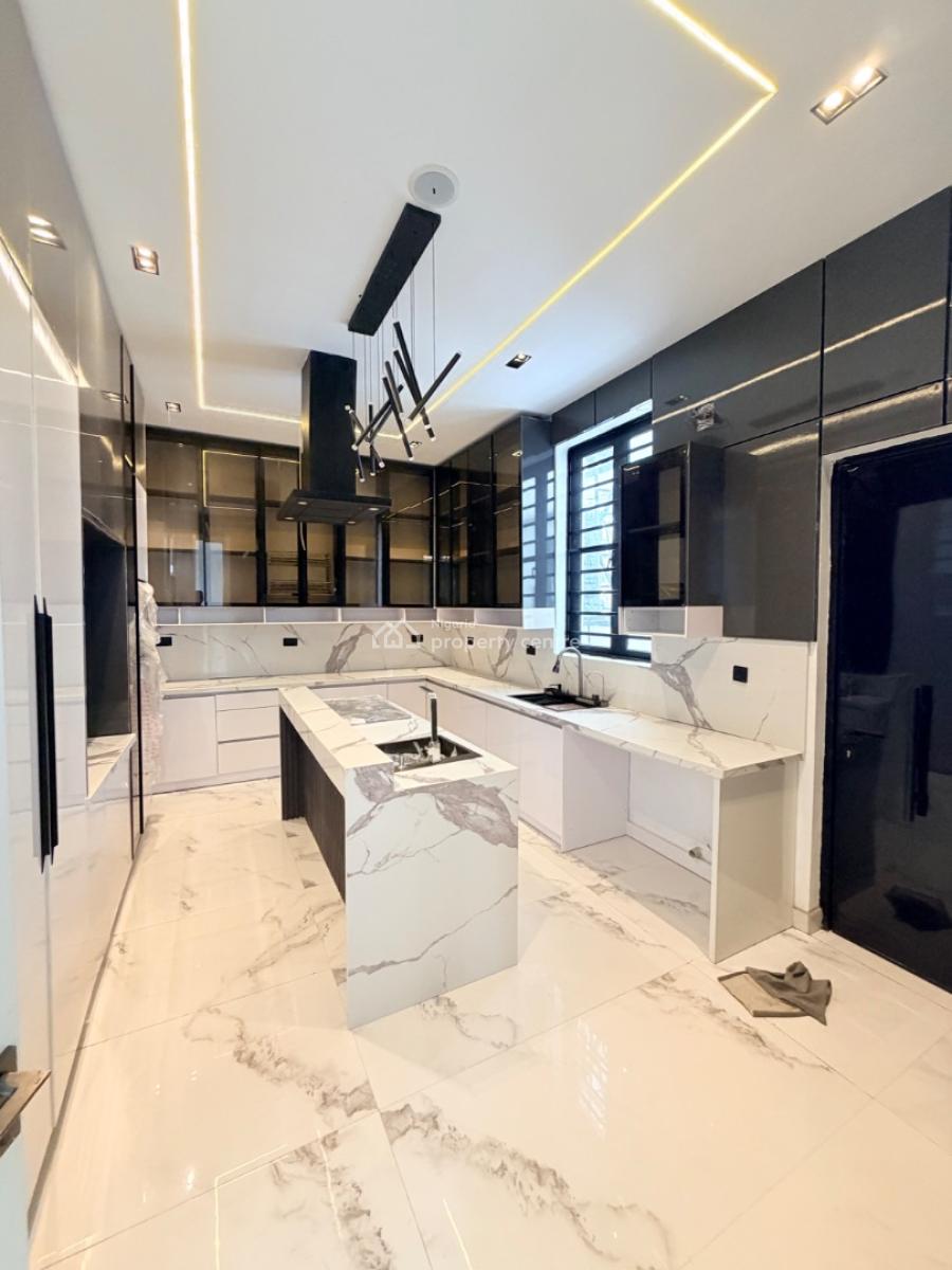 5bedrooms Fully Detached with Bq, Lekki Phase1, Lekki Phase 1, Lekki, Lagos, Detached Duplex for Sale