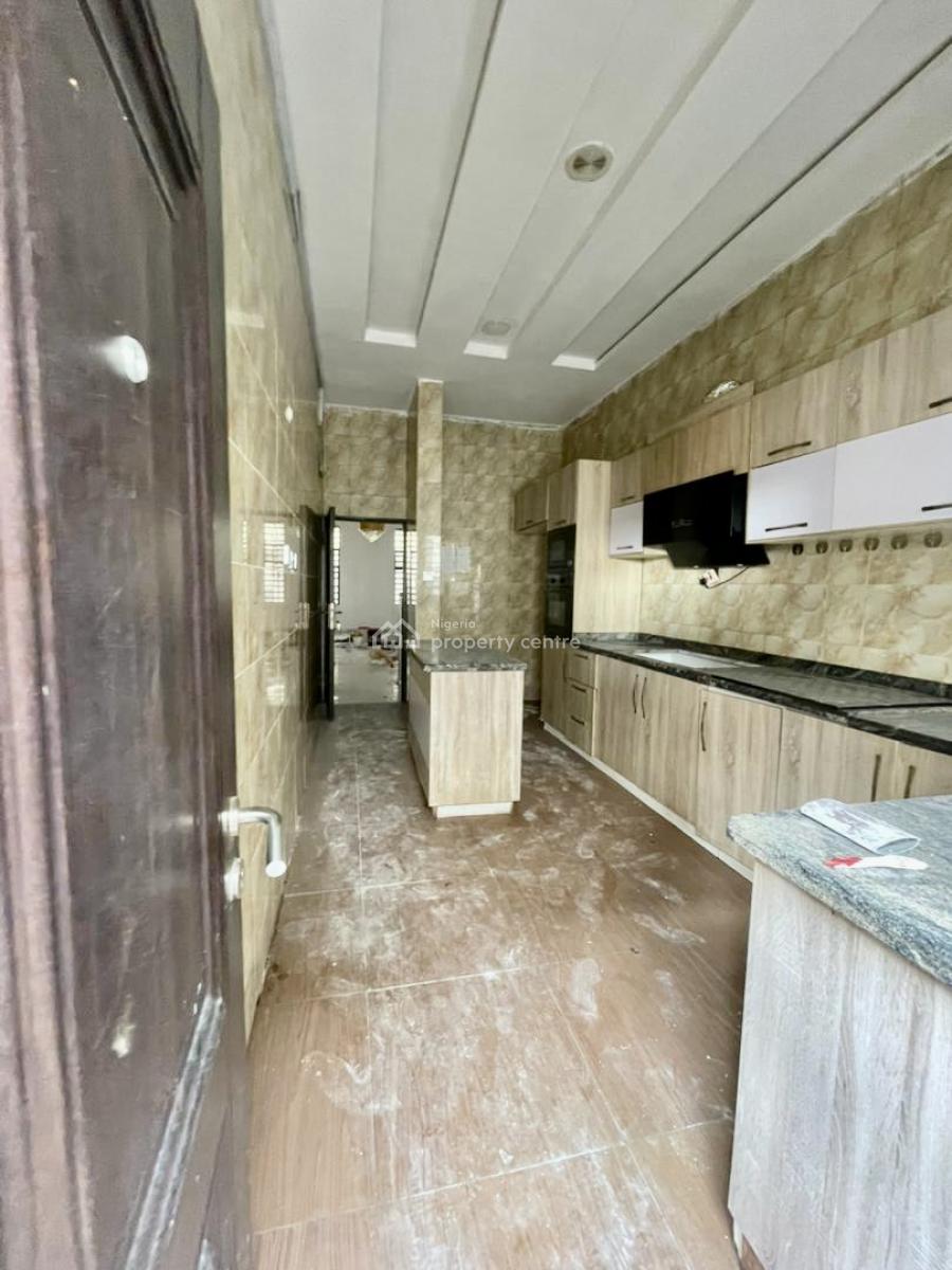Exquisite Spacious 4 Bedroom Semi Detached Duplex, Chevron Lekki, Lekki, Lagos, Semi-detached Duplex for Rent