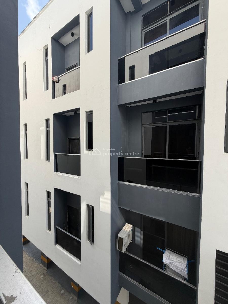 Lovely 2 Bedroom with Swimming Pool  & Gym, Ologolo, Lekki, Lagos, Flat / Apartment for Sale