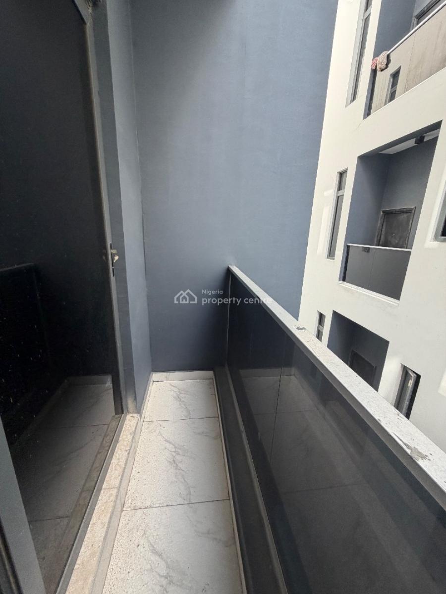 Lovely 2 Bedroom with Swimming Pool  & Gym, Ologolo, Lekki, Lagos, Flat / Apartment for Sale