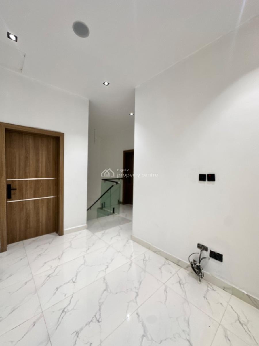 Contemporary Designed Semidetached House in Ikota, Ikota Estate, Lekki, Lagos, Semi-detached Duplex for Sale