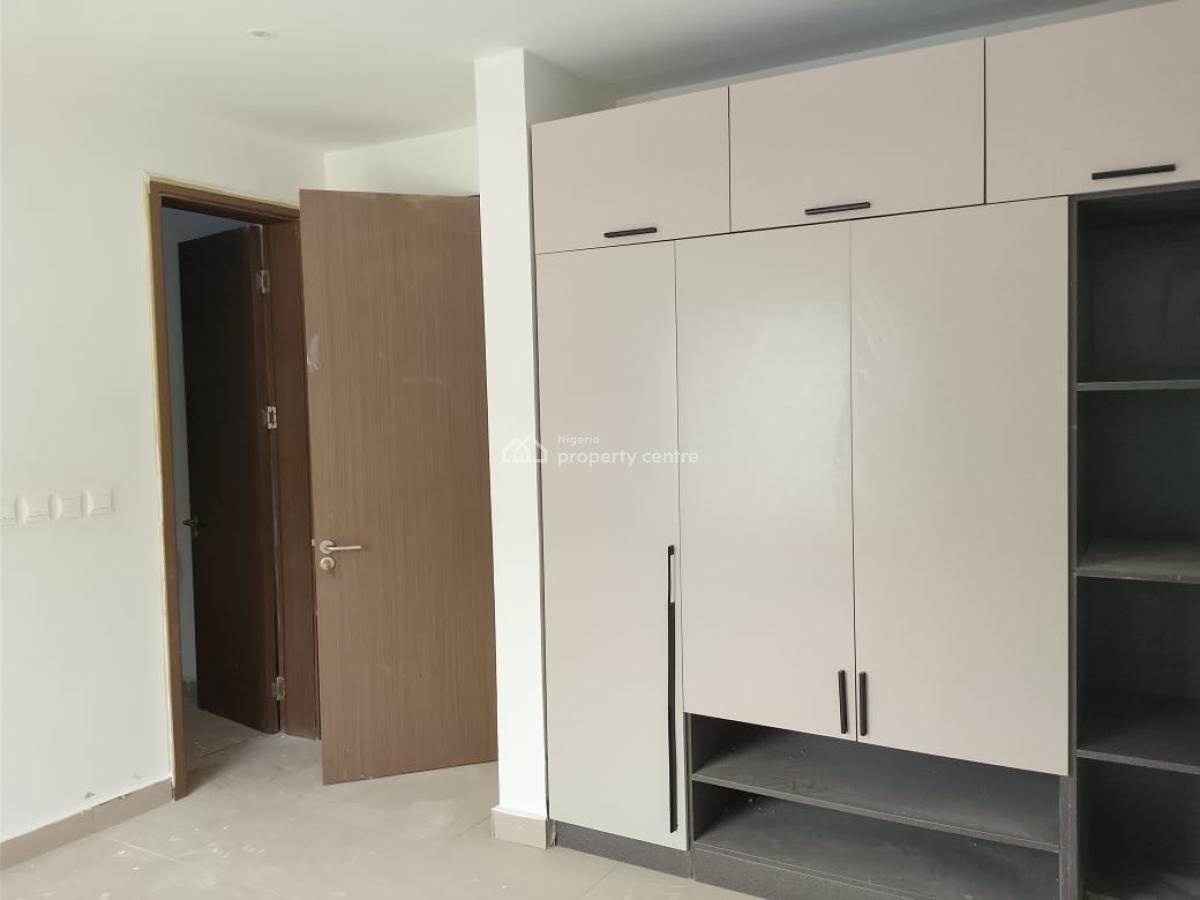 2bed, Off Freedom Way, Lekki Phase 1, Lekki, Lagos, Flat / Apartment for Rent