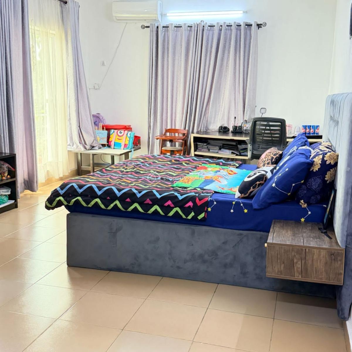 Furnished & Service 3 Bedroom Apartment, Ikeja Gra, Ikeja, Lagos, Flat / Apartment for Rent