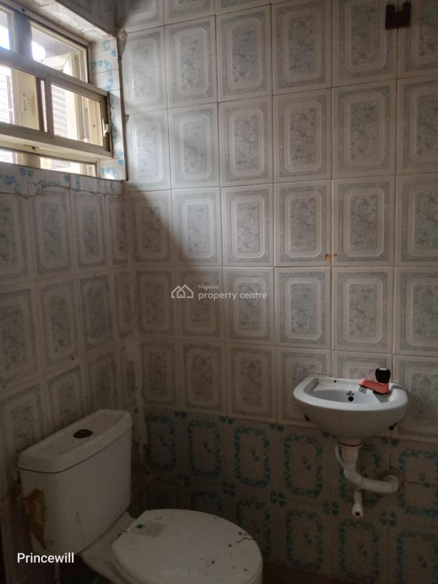 Self Serviced Self Contain, Lekki, Lekki Phase 1, Lekki, Lagos, Self Contain (single Rooms) for Rent