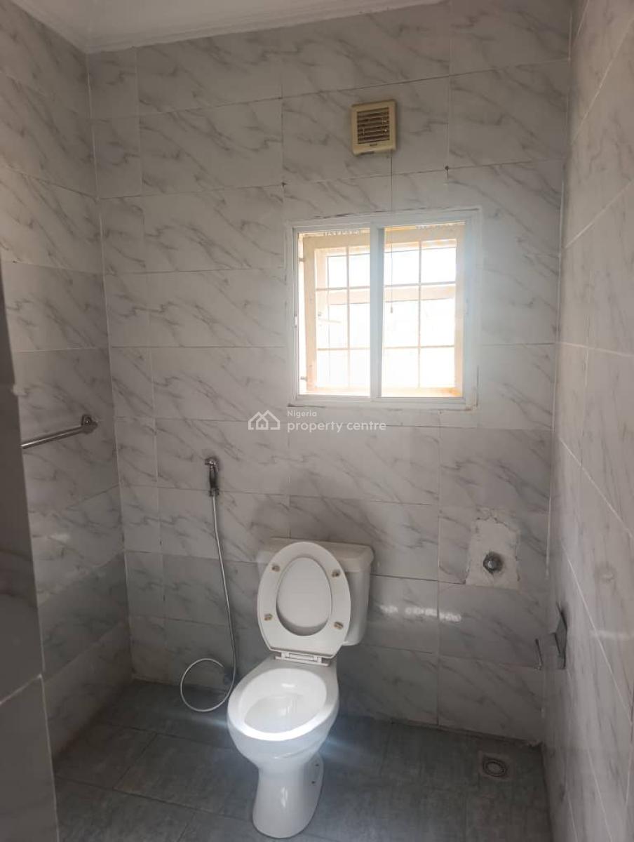 a Very Good Spacious & Serviced 2-bedroom Flat, Wuse 2, Abuja, Flat / Apartment for Rent