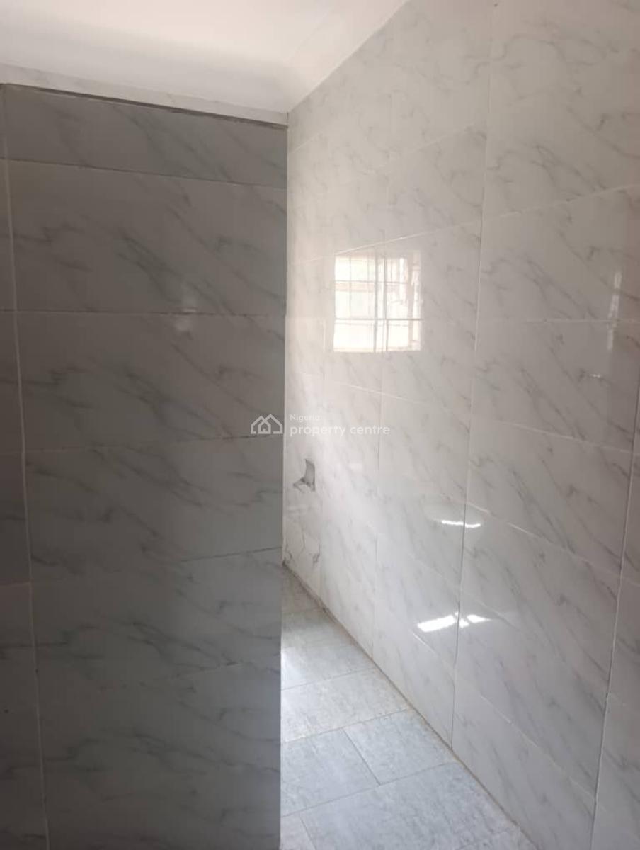 a Very Good Spacious & Serviced 2-bedroom Flat, Wuse 2, Abuja, Flat / Apartment for Rent