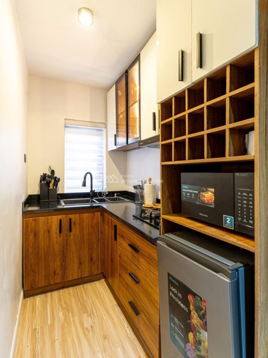 Luxuriously Furnished One Bed in a Nice Estate, Yaba, Lagos, Mini Flat (room and Parlour) Short Let