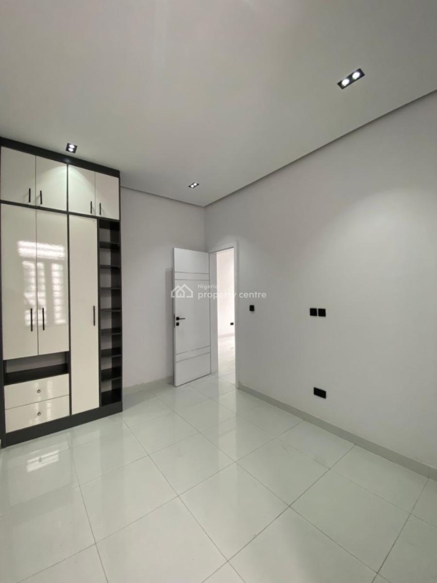 Stunning 4 Bedroom Semi Detached with Bq, Ikota, Ikota, Lekki, Lagos, Semi-detached Duplex for Sale