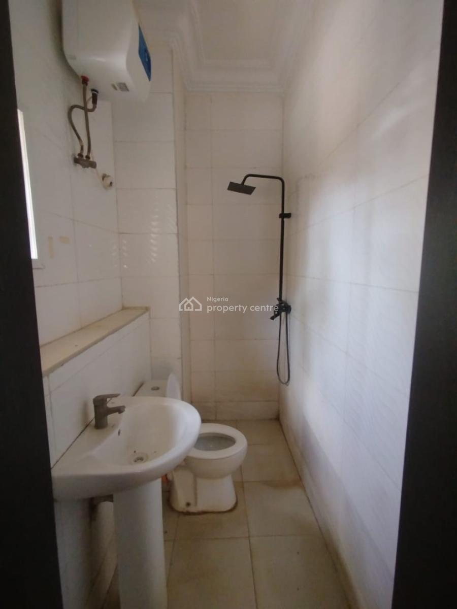 Standard 3 Bedroom Flat Without Ba Second Floor, Jahi, Abuja, Flat / Apartment for Rent